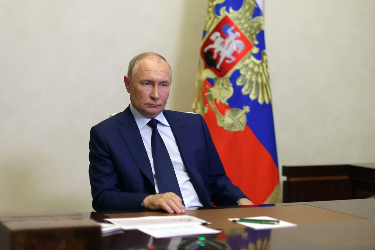 Путин утвердил новый закон о связи: что стоит за этим решением