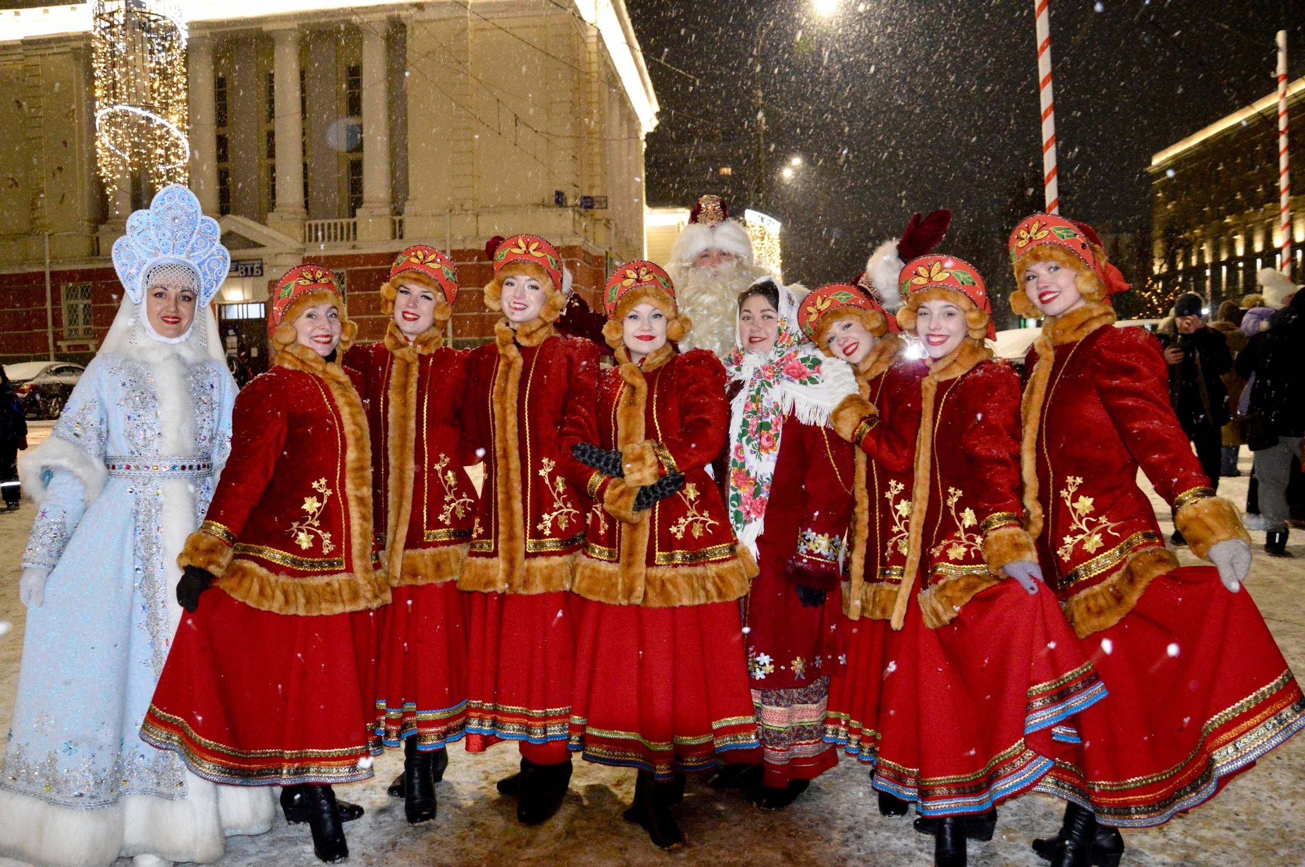 Юрий Парахин: Ежегодно 25 марта мы поздравляем всех, кто посвятил свою жизнь культуре: сотрудников библиотек и музеев, преподавателей школ искусств, артистов театров и концертных объединений, специалистов домов культуры... Юрий Парахин: Ежегодно 25 марта мы поздравляем всех, кто посвятил свою жизнь культуре: сотрудников библиотек и музеев, преподавателей школ искусств, артистов театров и концертных объединений, специалистов домов культуры...