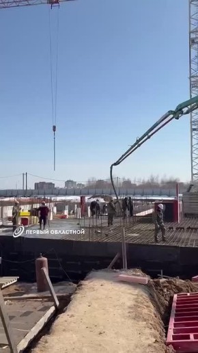 "Первый Областной" побывал на стройплощадке школы в Болховском микрорайоне