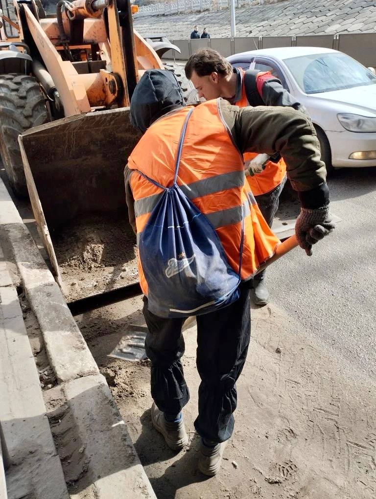 Время наводить порядок: «Спецавтобаза» усиливает темпы уборки Время наводить порядок: «Спецавтобаза» усиливает темпы уборки