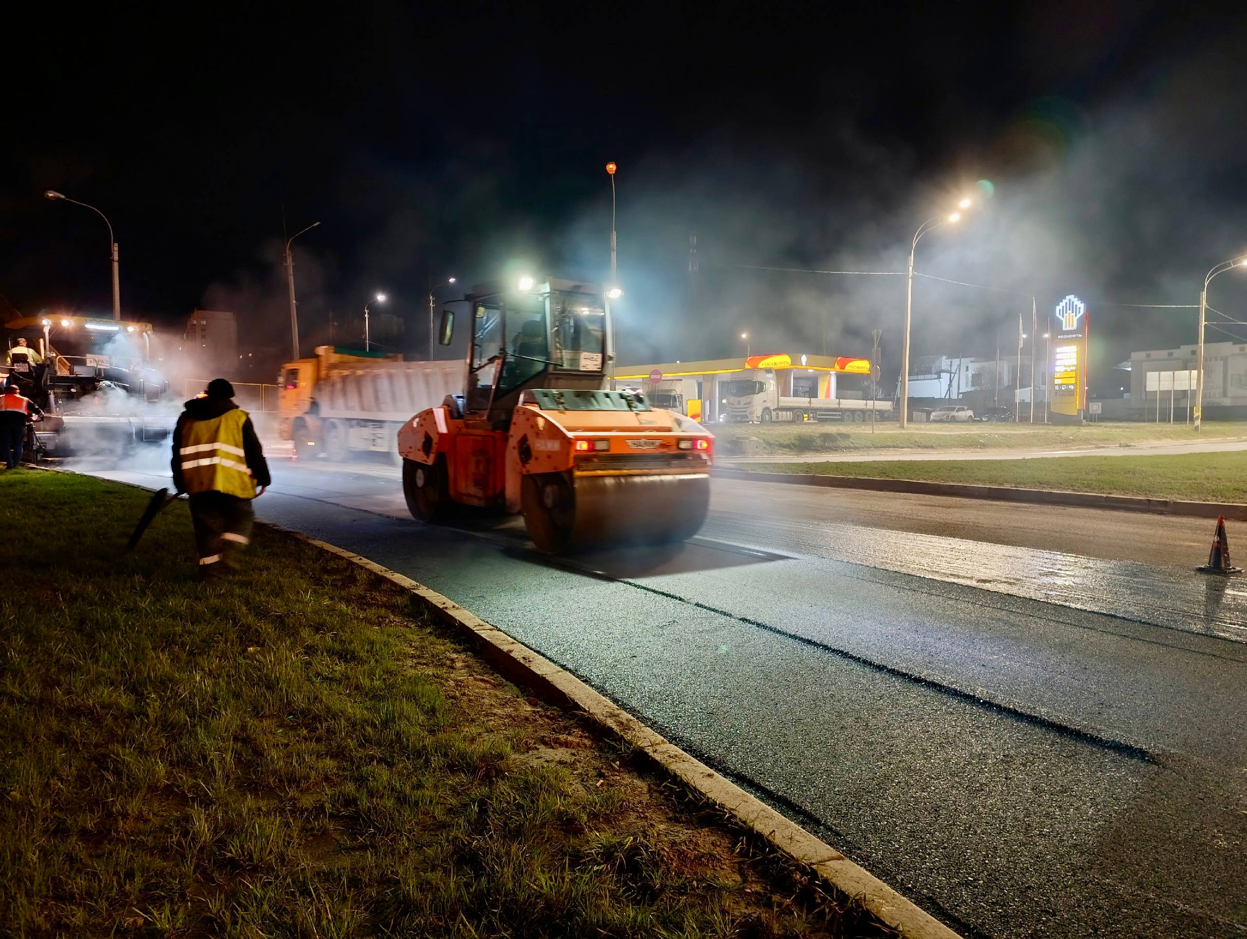 В Орле продолжается обновление дорожного покрытия В Орле продолжается обновление дорожного покрытия