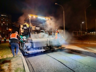 В Орле продолжается обновление дорожного покрытия