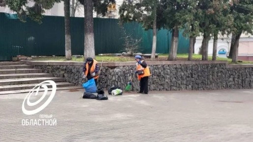 В центре Орла идёт уборка улиц после зимы