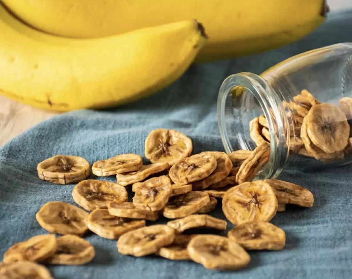 Сушеные бананы: вкусный и питательный перекус или незаметная угроза для здоровья?
