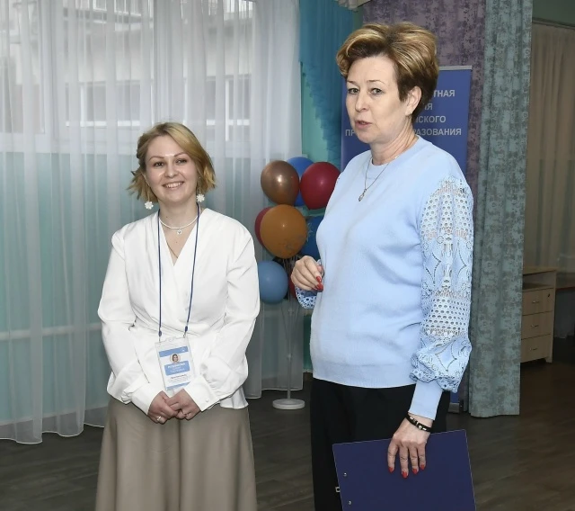 "Воспитателем года Орловской области" стала Дарья Пузанкова - воспитатель Змиевского детского сада комбинированного типа №1 Свердловского района!