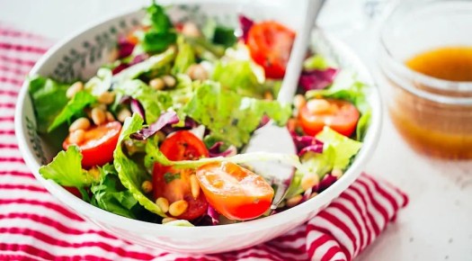 Французский аромат: салат с пикантной горчичной заправкой