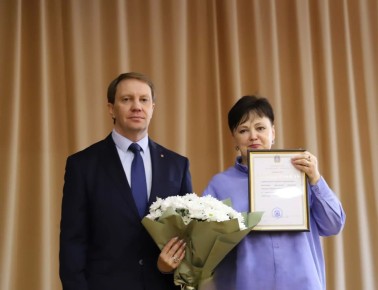 � ���� ��������� ��������� ���������� �������� ������������ �� ������ 35-����� �����������