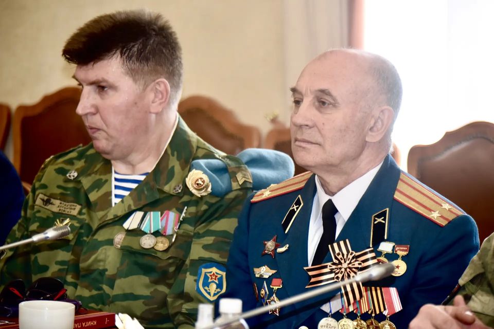 Андрей Клычков: Поколения защитников нашей страны, участники локальных конфликтах современности воспитаны на примере героев Великой Отечественной войны Андрей Клычков: Поколения защитников нашей страны, участники локальных конфликтах современности воспитаны на примере героев Великой Отечественной войны