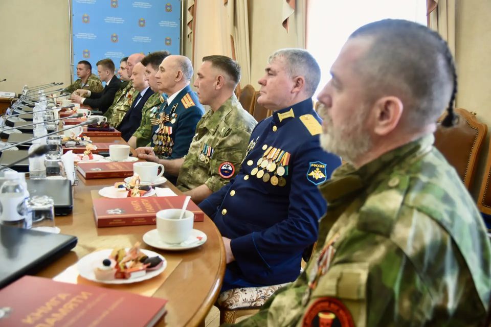 Андрей Клычков: Поколения защитников нашей страны, участники локальных конфликтах современности воспитаны на примере героев Великой Отечественной войны Андрей Клычков: Поколения защитников нашей страны, участники локальных конфликтах современности воспитаны на примере героев Великой Отечественной войны