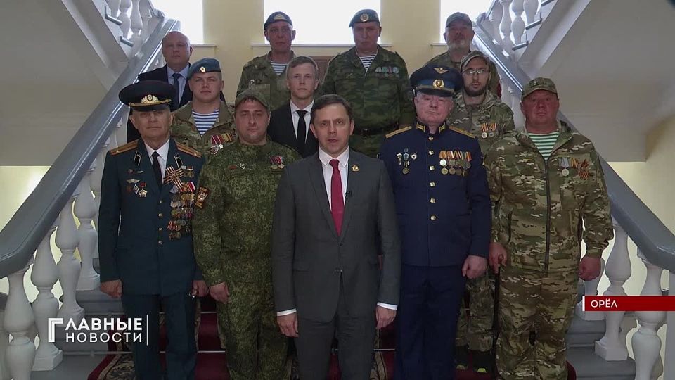 С приближающимся Днем Победы губернатор поздравил ветеранов и участников СВО