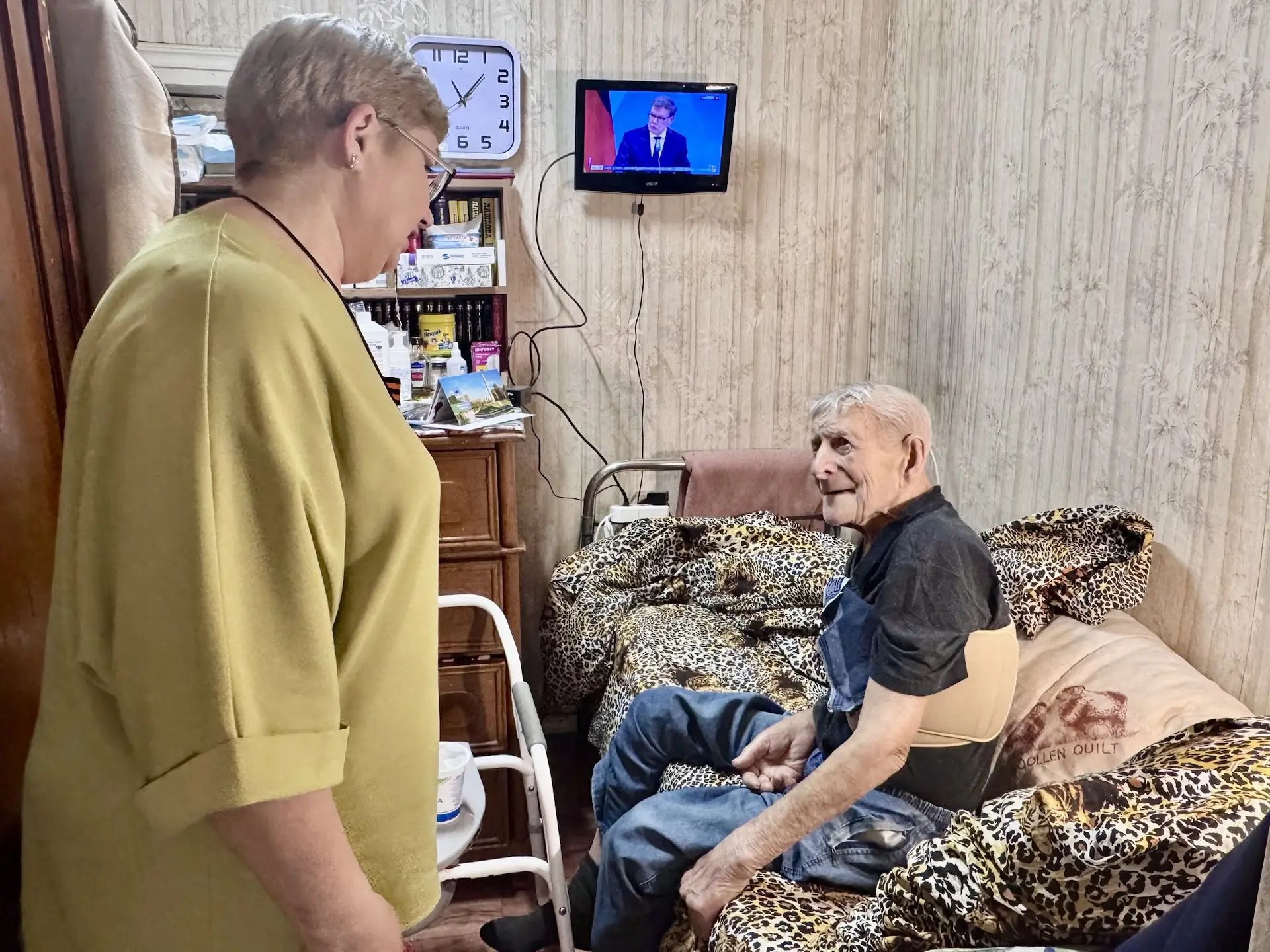 Человек труда и фронтовой доблести: в Орле поздравили ветерана Алексея Левова с наступающим Днём Победы Человек труда и фронтовой доблести: в Орле поздравили ветерана Алексея Левова с наступающим Днём Победы