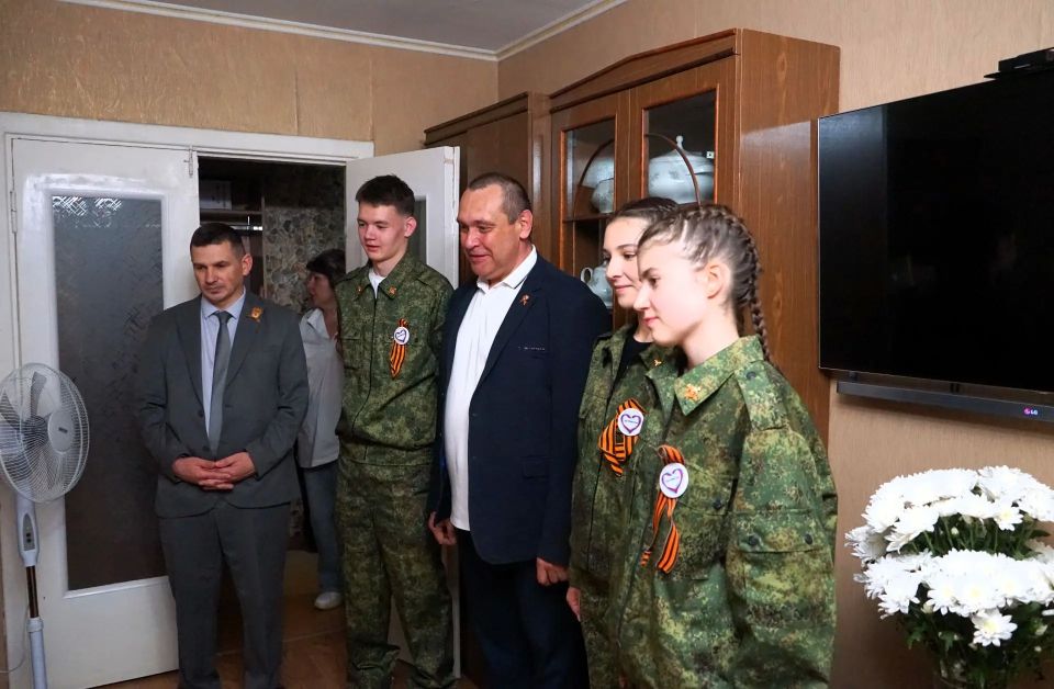 «Мы гордимся вами»: орловского ветерана Анатолия Рыбина поздравили с наступающим Днём Победы «Мы гордимся вами»: орловского ветерана Анатолия Рыбина поздравили с наступающим Днём Победы