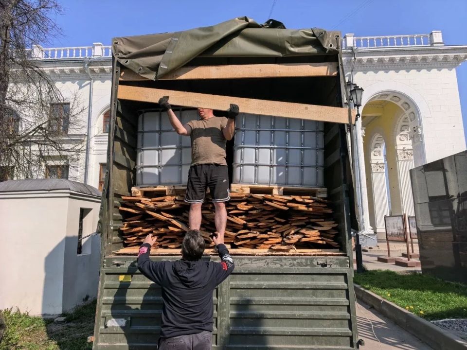 Еще один гуманитарный груз отправила Орловщина бойцам ударного отряда «Ирландцы»