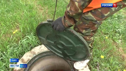 Орловские коммунальщики готовят ливневки к большим дождям