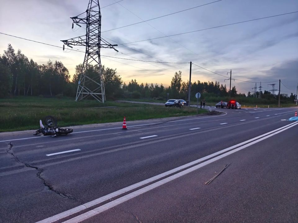 За сутки в 2 ДТП на Орловщине один мотоциклист погиб, второй госпитализирован