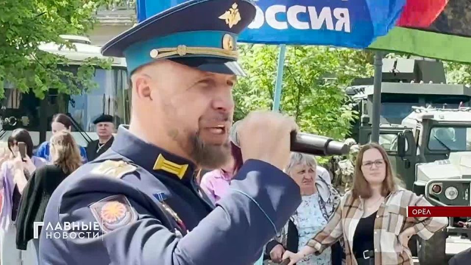 В Орле установили арт-объект - аналог газовой трубы в память об операции "Поток"