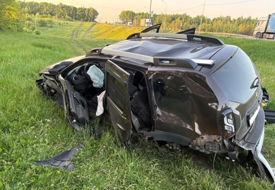 После массового ДТП с участием 4 автомобилей на орловской дороге госпитализирована женщина-пассажир После массового ДТП с участием 4 автомобилей на орловской дороге госпитализирована женщина-пассажир
