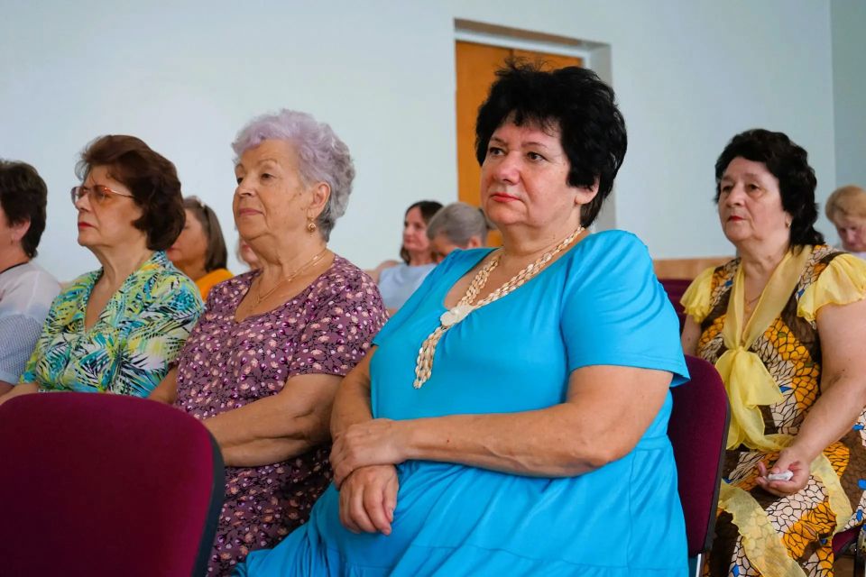 В Орле поздравили активистов ТОС В Орле поздравили активистов ТОС