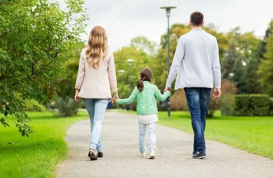 Еще 33 орловских сироты с 2025 года обрели семью