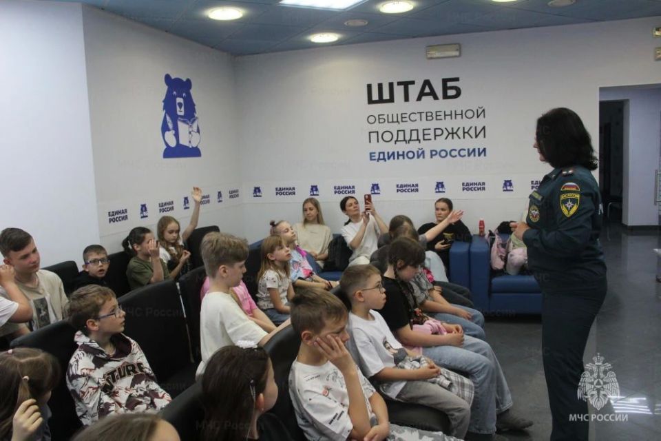 Безопасное лето: юным орловцам рассказали, как провести каникулы без происшествий Безопасное лето: юным орловцам рассказали, как провести каникулы без происшествий