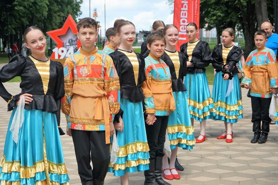 Орёл — территория детства. Город, где мы создаём пространства для игр, творчества, общения и счастливых семейных воспоминаний Орёл — территория детства. Город, где мы создаём пространства для игр, творчества, общения и счастливых семейных воспоминаний