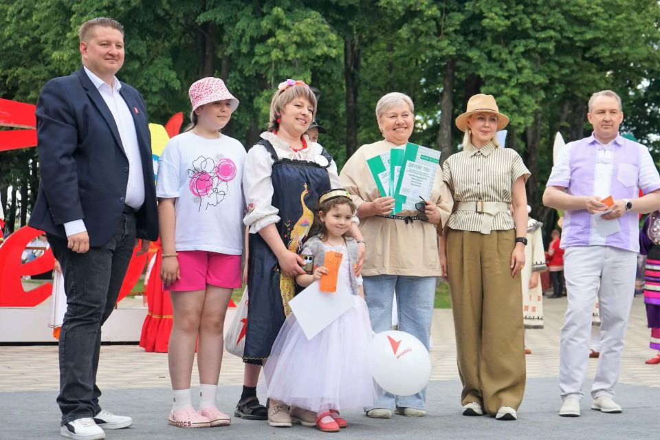 Орёл — территория детства. Город, где мы создаём пространства для игр, творчества, общения и счастливых семейных воспоминаний Орёл — территория детства. Город, где мы создаём пространства для игр, творчества, общения и счастливых семейных воспоминаний