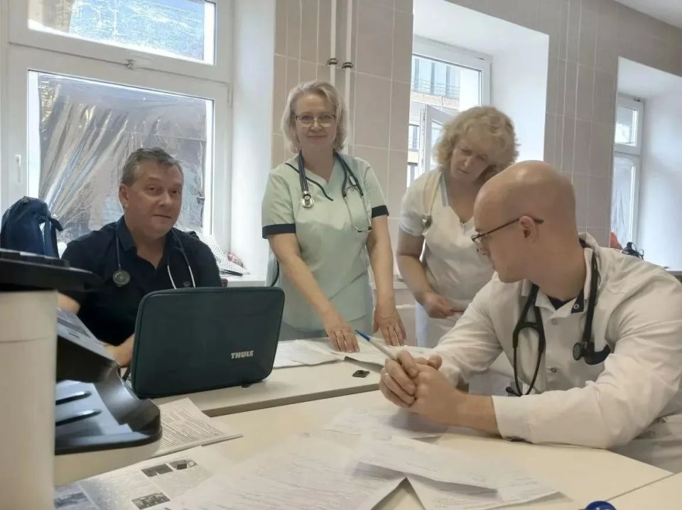 Столичные врачи провели консультации для юных орловских пациентов Столичные врачи провели консультации для юных орловских пациентов