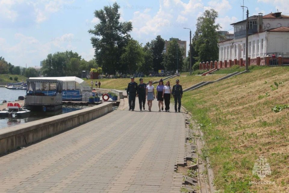 В Орле прошел межведомственный профилактический рейд В Орле прошел межведомственный профилактический рейд