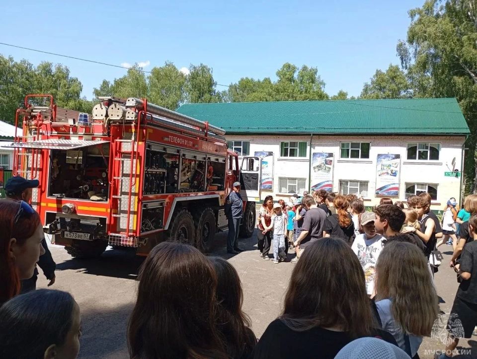 День безопасности в "Космосе" День безопасности в "Космосе"