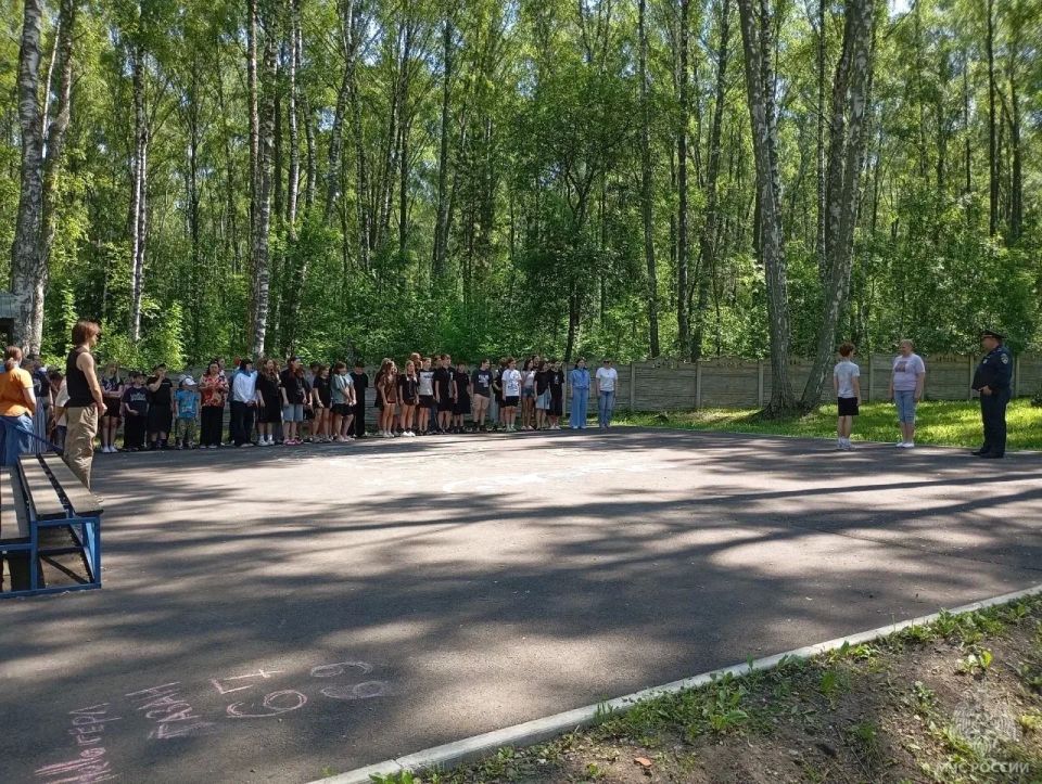 День безопасности в "Космосе" День безопасности в "Космосе"