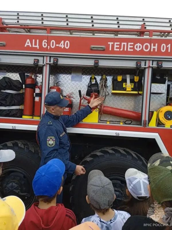 День безопасности в "Космосе" День безопасности в "Космосе"