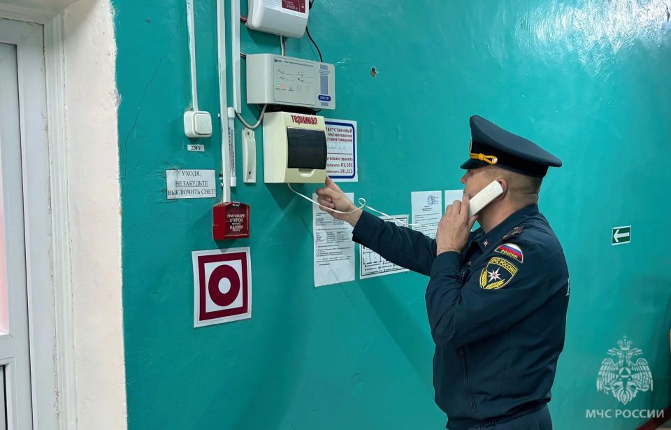 В пришкольном лагере провели учебную эвакуацию В пришкольном лагере провели учебную эвакуацию
