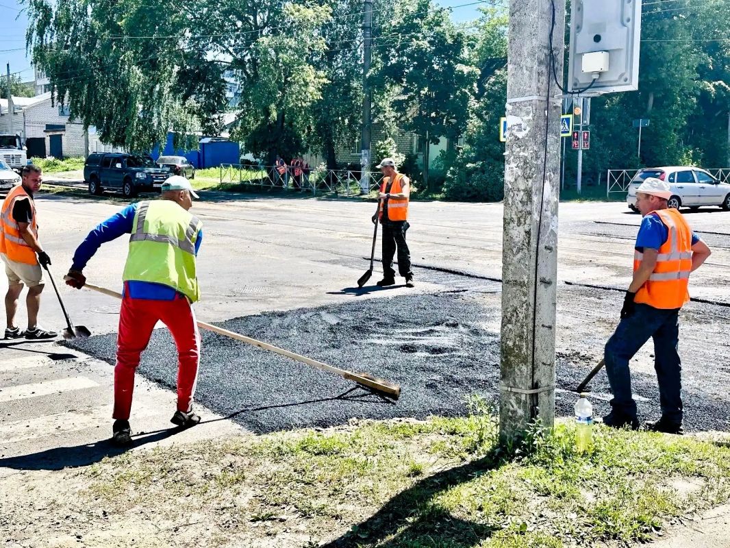 За неделю в Орле отремонтировано более 1,2 тыс