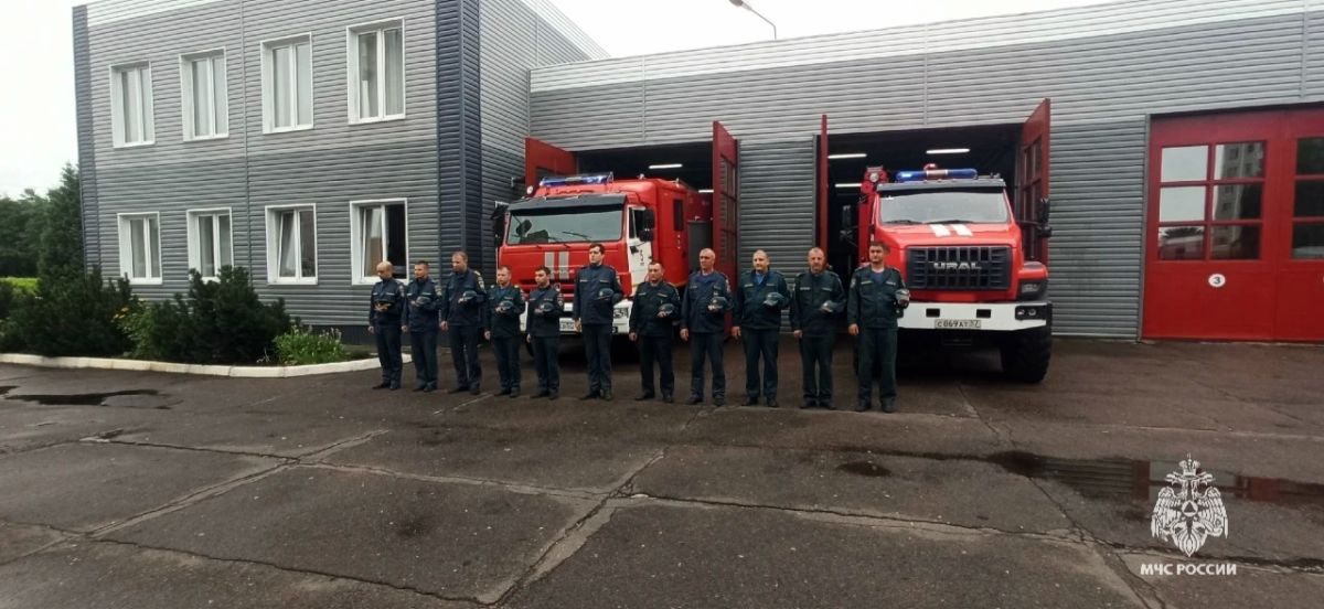 В Орле почтили память погибших пожарных В Орле почтили память погибших пожарных