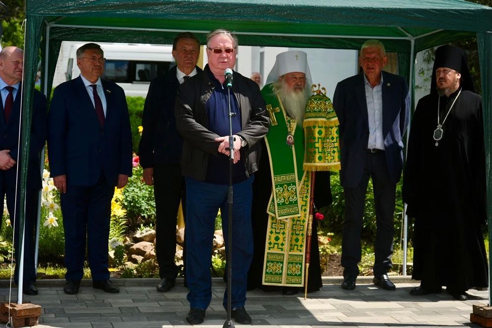 В Орле открыли памятный знак Сергею Александровичу и Елизавете Федоровне Романовым В Орле открыли памятный знак Сергею Александровичу и Елизавете Федоровне Романовым
