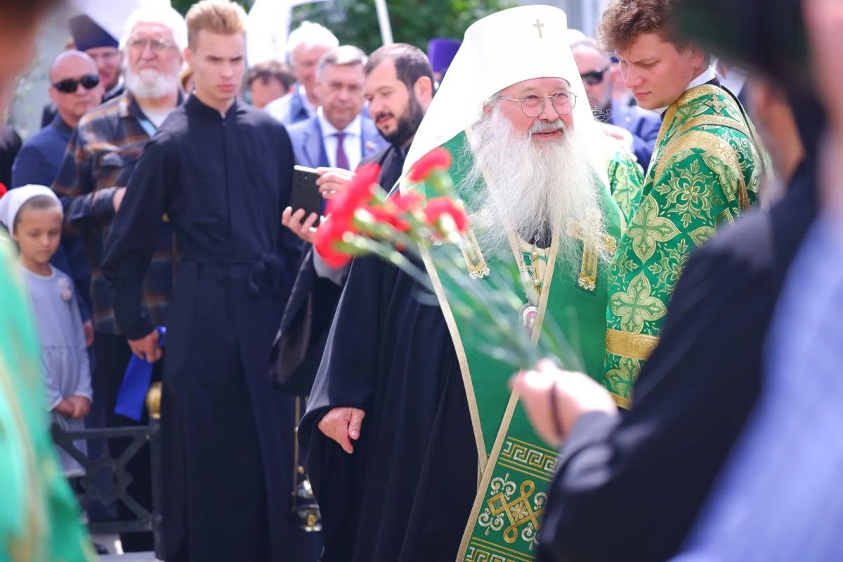 Любовь и верность: в Орле открыли памятный знак Великой княгине Елизавете Фёдоровне и Великому князю Сергею Александровичу Любовь и верность: в Орле открыли памятный знак Великой княгине Елизавете Фёдоровне и Великому князю Сергею Александровичу