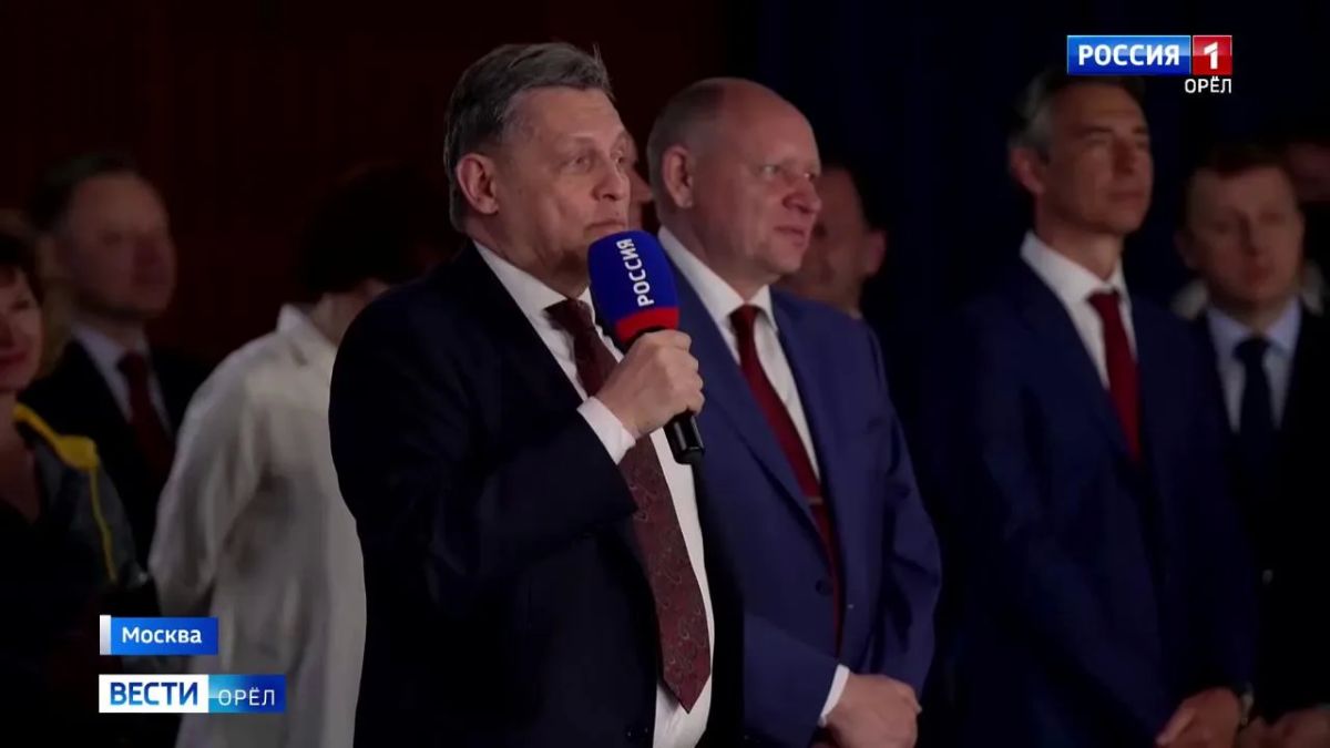 Рифат Сабитов назвал ожидаемым удаление сервисов VK из Google Play