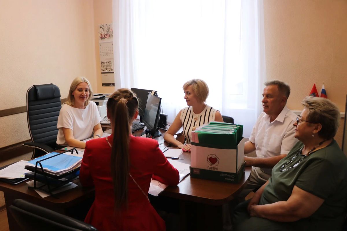 Избирательная комиссия Орловской области приняла документы, представленные избирательным объединением Региональное отделение политической партии «Российская партия пенсионеров за социальную справедливость» в Орловской... Избирательная комиссия Орловской области приняла документы, представленные избирательным объединением Региональное отделение политической партии «Российская партия пенсионеров за социальную справедливость» в Орловской...