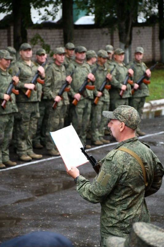 Ряды защитников орловского неба продолжают пополняться новыми добровольцами Ряды защитников орловского неба продолжают пополняться новыми добровольцами