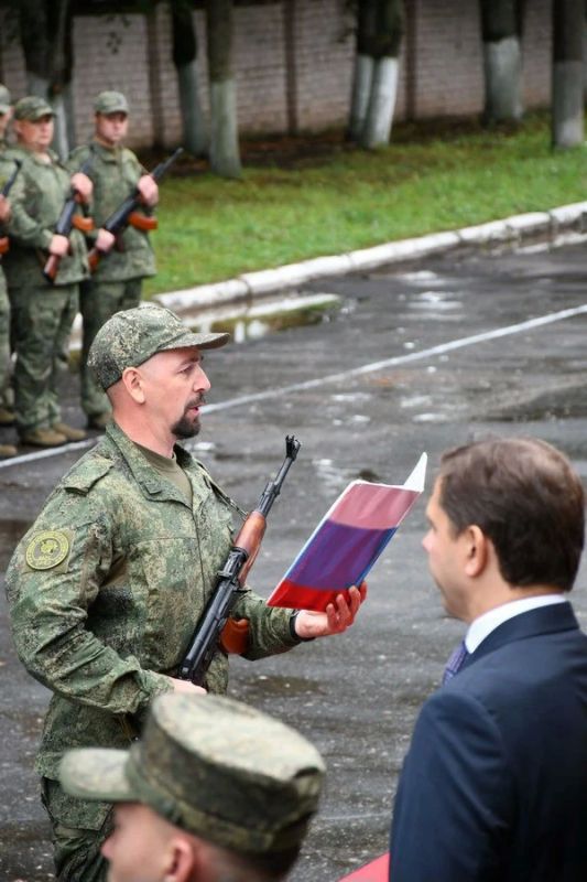 Ряды защитников орловского неба продолжают пополняться новыми добровольцами Ряды защитников орловского неба продолжают пополняться новыми добровольцами