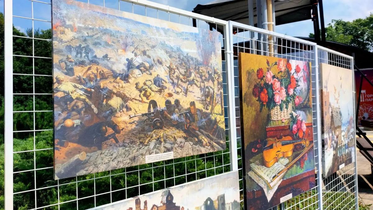 Прямо сейчас в Орле проходит патриотический фестиваль «Отцы и дети поют вместе» Прямо сейчас в Орле проходит патриотический фестиваль «Отцы и дети поют вместе»