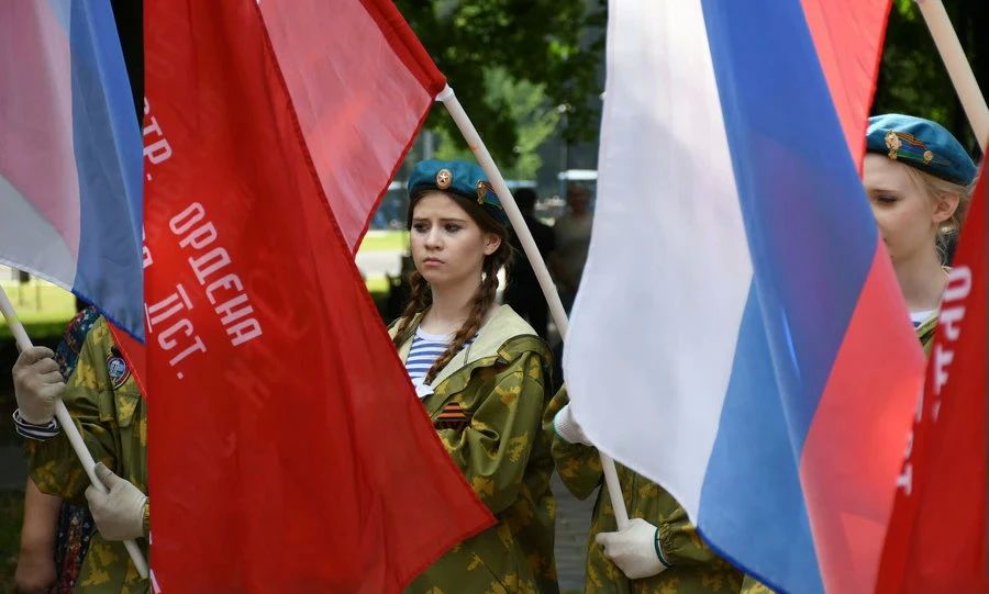 В Орле торжественно открыли Аллею Победителей В Орле торжественно открыли Аллею Победителей