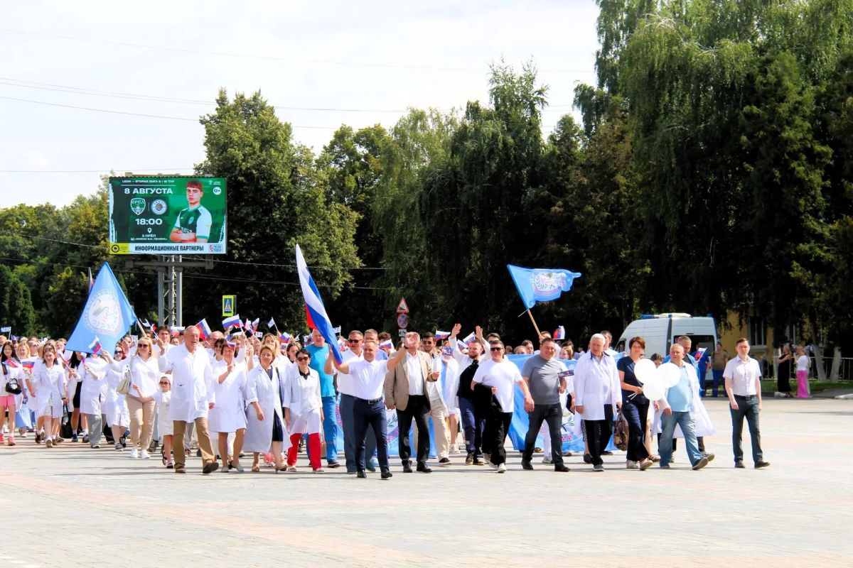 В Орле состоялся Парад предприятий В Орле состоялся Парад предприятий