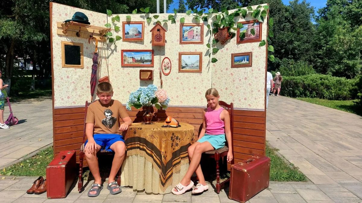 Прямо сейчас в городском парке Орла проходит большой праздничный марафон Прямо сейчас в городском парке Орла проходит большой праздничный марафон
