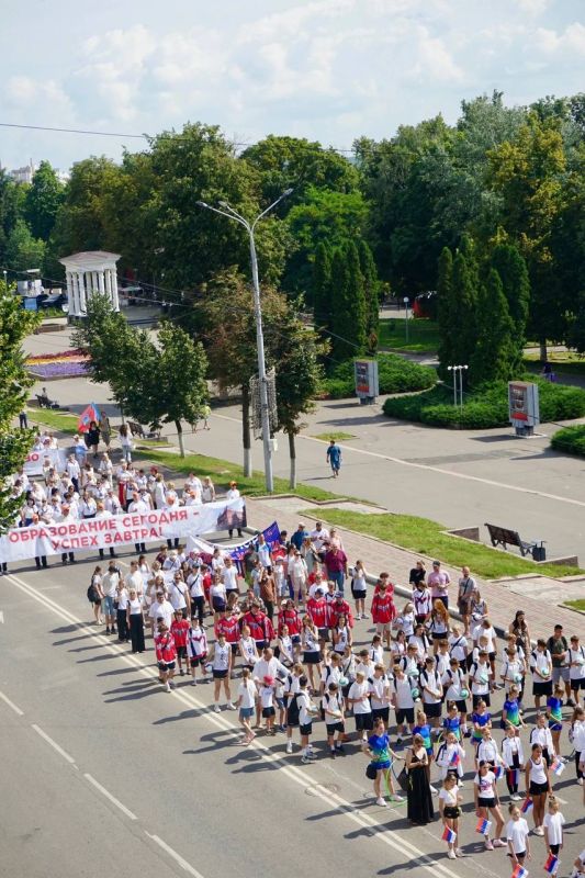 В Орле состоялся Парад предприятий В Орле состоялся Парад предприятий