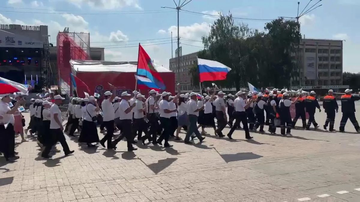 В Орле проходят торжественные мероприятия В Орле проходят торжественные мероприятия