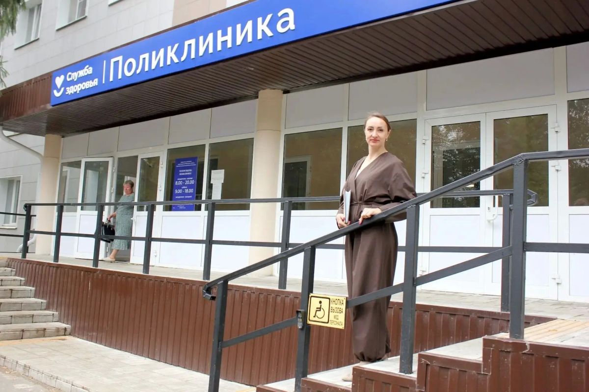 Члены комиссии по поддержке ветеранов, здравоохранению и социальной политике Общественной палаты Орловской области Игорь Васюков и Елена Черникова во главе с председателем комиссии Ольгой Анисимовой провели общественный... Члены комиссии по поддержке ветеранов, здравоохранению и социальной политике Общественной палаты Орловской области Игорь Васюков и Елена Черникова во главе с председателем комиссии Ольгой Анисимовой провели общественный...