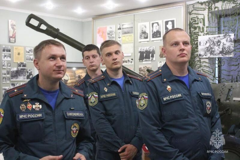 Молодым специалистам МЧС России рассказали о героической истории Орловщины Молодым специалистам МЧС России рассказали о героической истории Орловщины