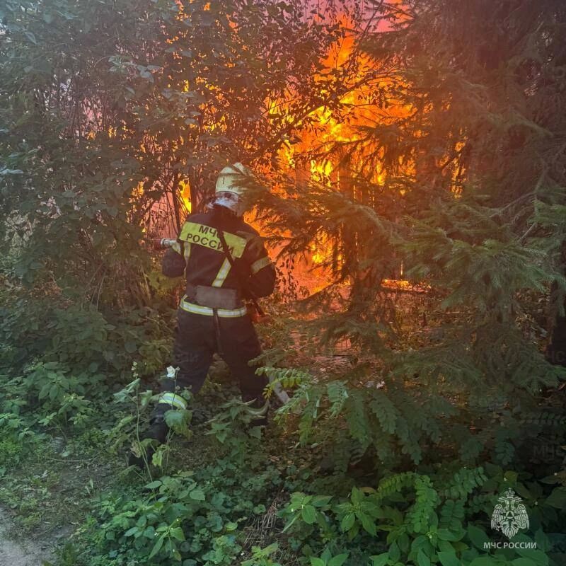 В минувший понедельник подтвердилось 4 термоточки, изъяли ВОП времен войны, тушили хозпостройки в центре Орла За прошедшие сутки орловские пожарно-спасательные подразделения выезжали 21 раз, из них 15 выездов на ликвидацию... В минувший понедельник подтвердилось 4 термоточки, изъяли ВОП времен войны, тушили хозпостройки в центре Орла За прошедшие сутки орловские пожарно-спасательные подразделения выезжали 21 раз, из них 15 выездов на ликвидацию...