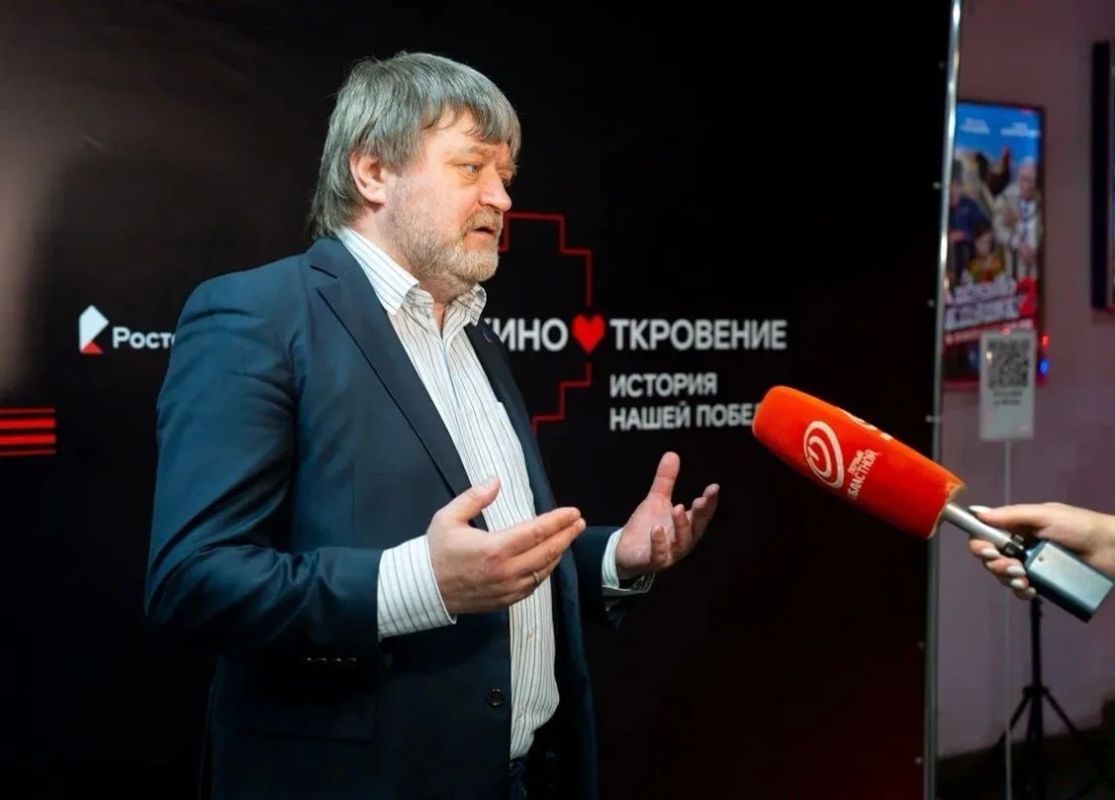 В канун 83-й годовщины освобождения Орла от немецко-фашистских захватчиков в Великой Отечественной войне компания «Ростелеком» организовала специальный показ фильма «Истории нашей Победы» (6+) В канун 83-й годовщины освобождения Орла от немецко-фашистских захватчиков в Великой Отечественной войне компания «Ростелеком» организовала специальный показ фильма «Истории нашей Победы» (6+)